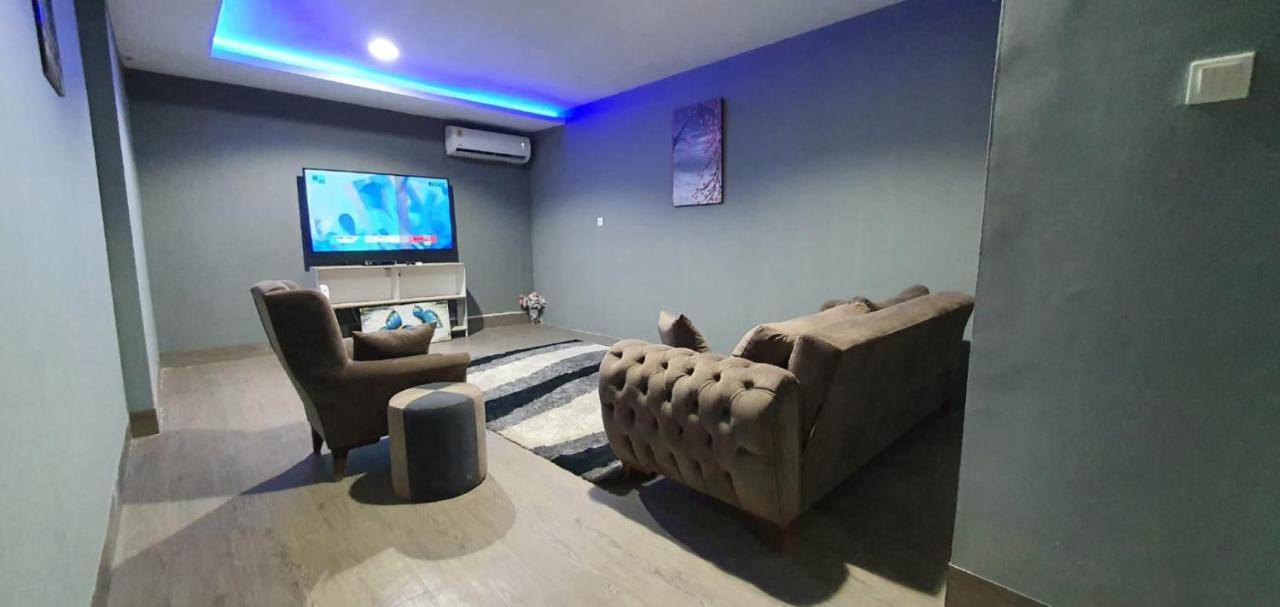 Legon City Mall Short Stay Apartments For Business And Vacation - East Legon Akra Dış mekan fotoğraf