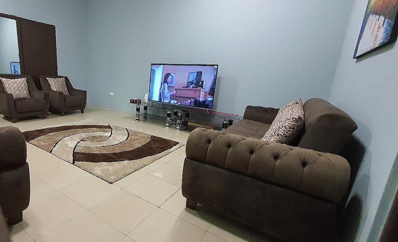 Legon City Mall Short Stay Apartments For Business And Vacation - East Legon Akra Dış mekan fotoğraf